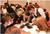 「リアル脱出ゲーム」の様子。