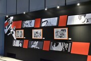 「連載完結記念 ハイキュー!!展」東京会場の様子。