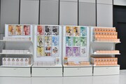 「連載完結記念 ハイキュー!!展」東京会場のグッズ売り場。