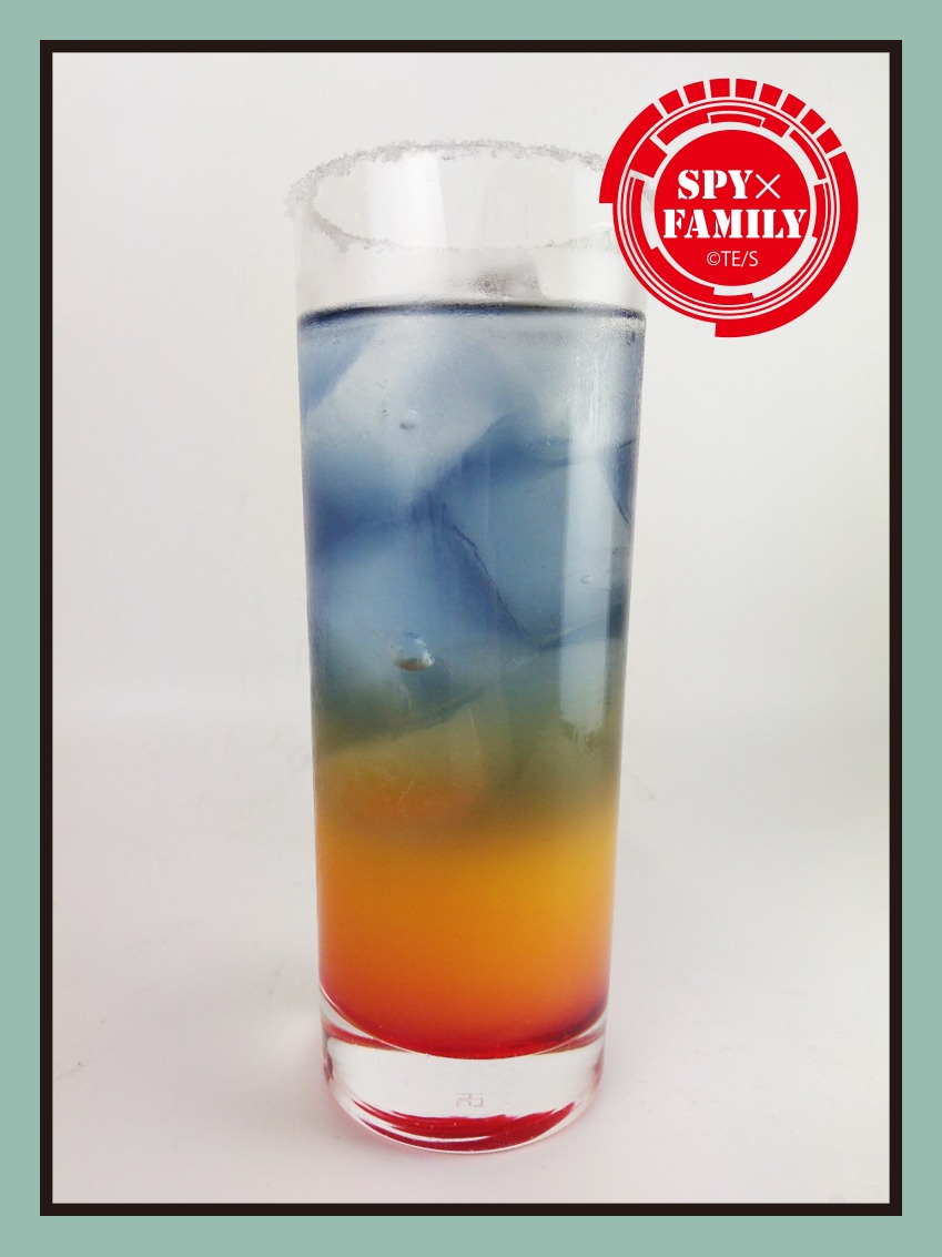「黄昏のカクテルドリンク」