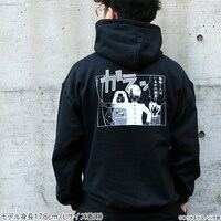 「究極超人あ～る 『島崎くんはいるかの曲芸!?』パーカー」着用イメージ