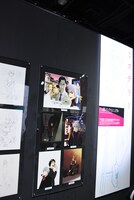 「白暮のクロニクル」の原画展示コーナーより。