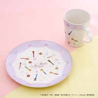 プレートとマグカップ。