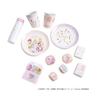 「劇場版『美少女戦士セーラームーンEternal』」と3COINSのコラボグッズ。