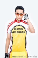 林田航平扮する金城真護。