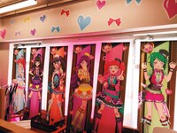 「メルティックスター in プリパラ」カフェの様子。