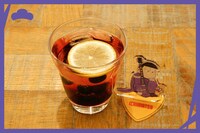 通期メニューの「一松のグレープソーダ」。