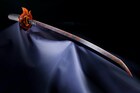 「鬼滅の刃」煉獄杏寿郎の日輪刀を実物大で商品化、「うまい！」モードも搭載