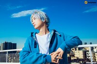 江口拓也のプレアーティスト写真。