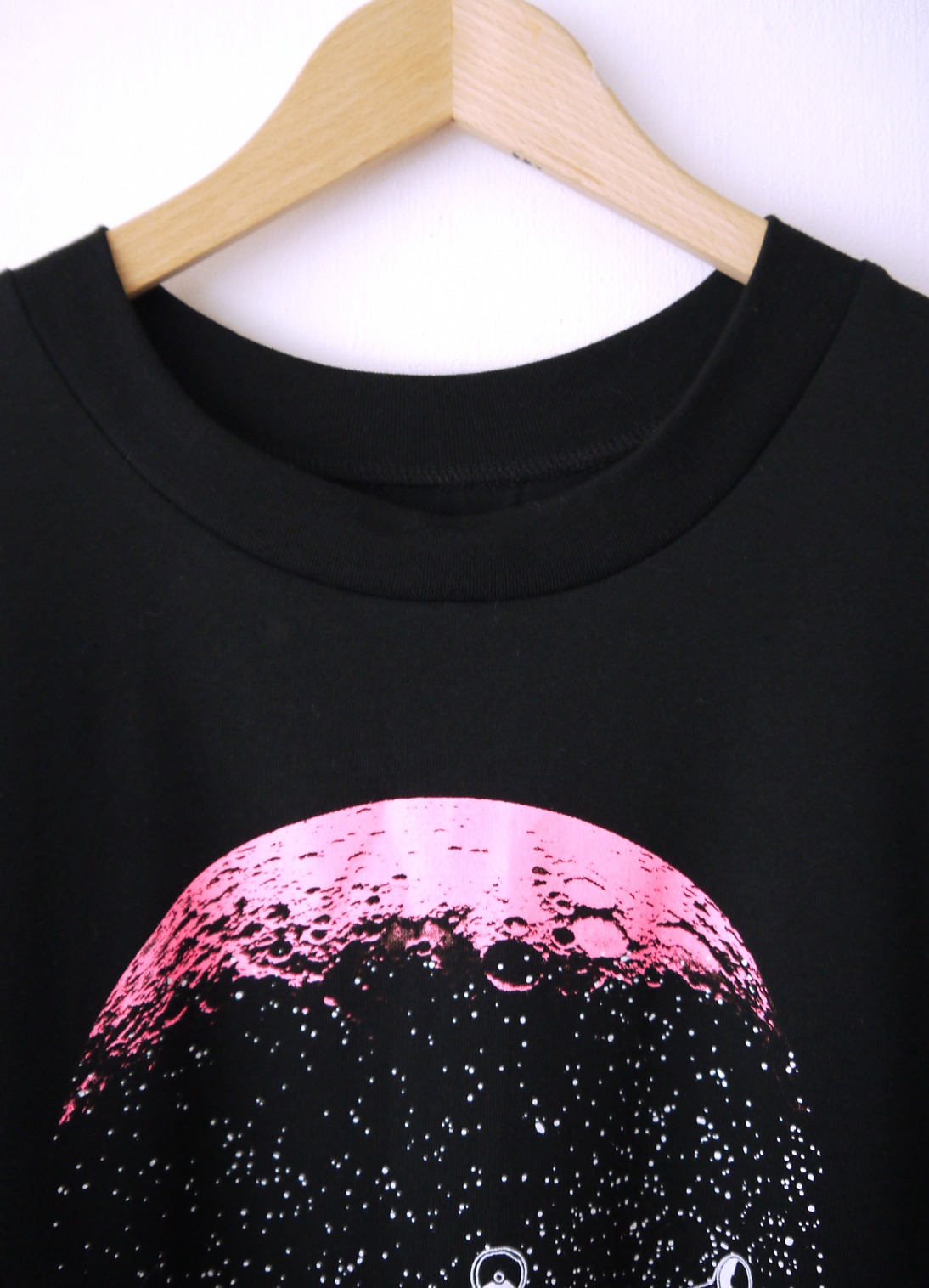「宇宙船サジタリウスネオンTee（M/BK）」