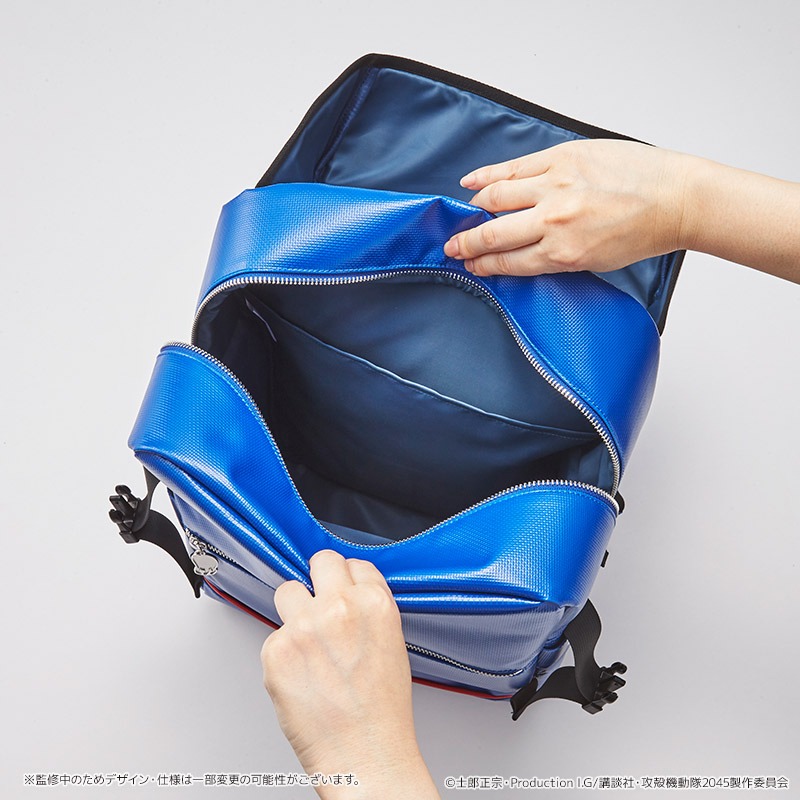 タチコマのポッド型バッグ。