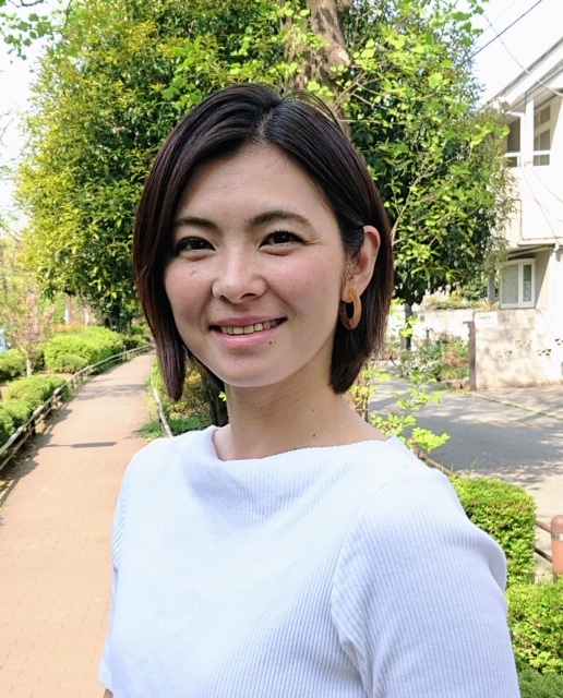 秋谷智子
