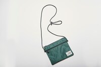 「東京リベンジャーズ」のサコッシュ。