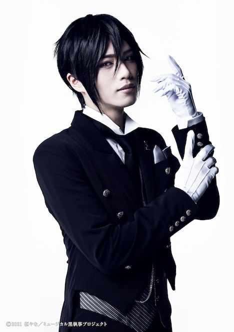 立石俊樹扮するセバスチャン・ミカエリス。