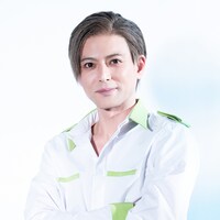 河合龍之介扮する都営新宿線。