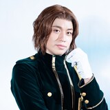 渡辺コウジ扮する北陸新幹線。