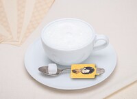 「紅葉のホットコーヒー」