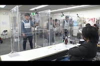 「人生が変わる1分間の深イイ話」より。 (c)日本テレビ