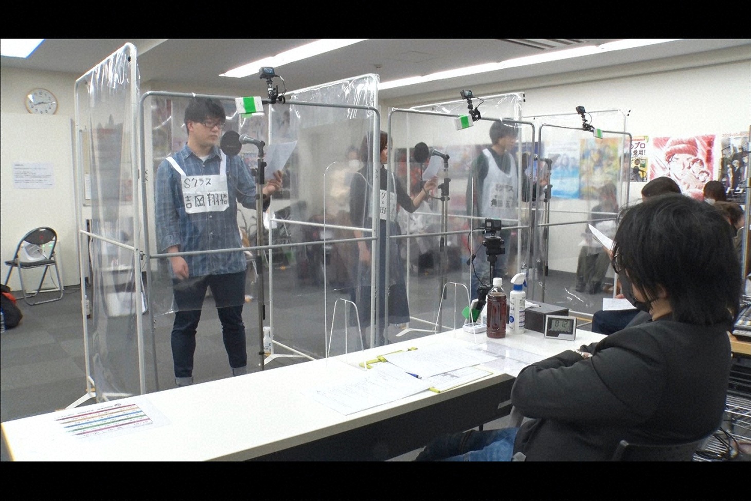 「人生が変わる1分間の深イイ話」より。 (c)日本テレビ