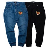 「Red Stone jogger denim」