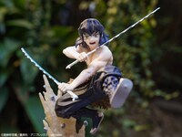 D賞の「嘴平伊之助フィギュア」に、素顔の頭部パーツを付けた姿。