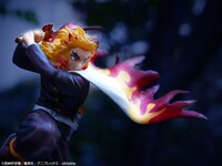 E賞の「煉獄杏寿郎フィギュア」。