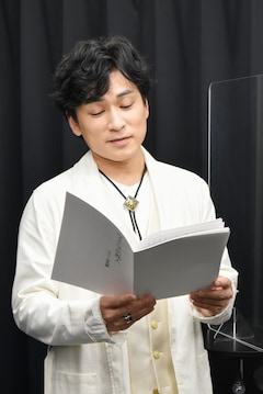 津田健次郎 森田成一 岡本信彦 マツリー で朗読劇や 金貸し トークで楽しませる イベントレポート コミックナタリー 津田健次郎 森田成一 岡本信彦 マツリー で朗読劇や 金貸し トークで楽しませる イベントレポート コミックナタリー