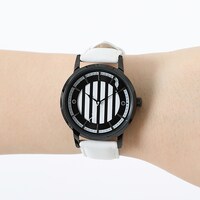 「伊黒小芭内 モデル」着用イメージ