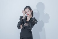 「伊黒小芭内 モデル」着用イメージ