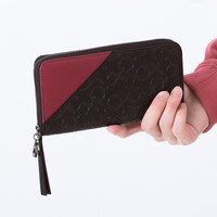 「櫛枝 実乃梨 モデル 長財布」使用イメージ