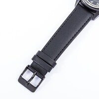 「逢坂 大河 モデル 腕時計」のベルト。