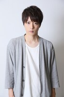 ジョン・H・ワトソン役の松井勇歩。