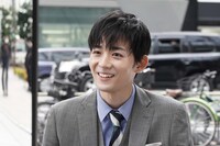 竜星涼扮する早瀬剛。 (c)フジテレビ