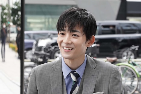 竜星涼扮する早瀬剛。 (c)フジテレビ