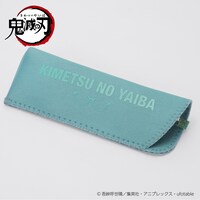 竈門炭治郎モデルのメガネケース。
