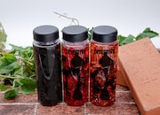 テイクアウトメニューの「赤井秀一のボトルドリンク」。(c)青山剛昌／小学館・読売テレビ・TMS 1996