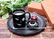 「犯人の黒ごまストロベリーオレ」(c)青山剛昌／小学館・読売テレビ・TMS 1996