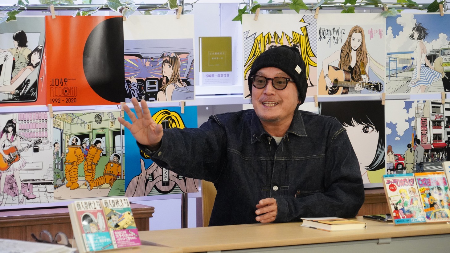 トークバラエティー番組「BOOKSTAND.TV」より。