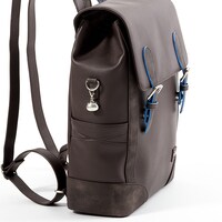 チノモデルのバッグパック。