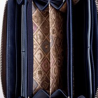 チノモデルの腕時計。