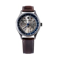 チノモデルの腕時計。