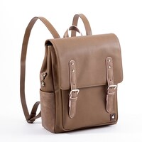 ココアモデルのバッグパック。