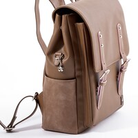 ココアモデルのバッグパック。