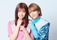 左から吉川愛、板垣李光人。