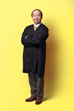 中村梅雀演じる川添博司。(c)フジテレビ