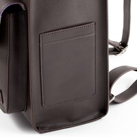 リゼモデルのバッグパック。