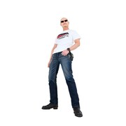 「BOSSRUSH ロゴ Tシャツ」着用例