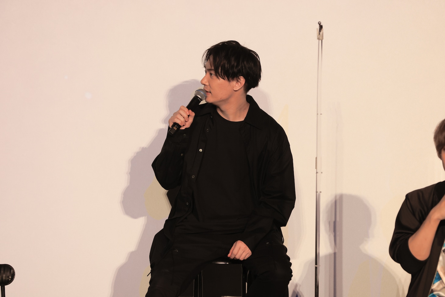 鈴木達央