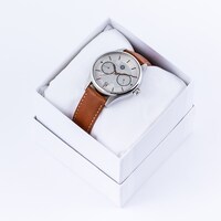 「高坂桐乃 モデル 腕時計」