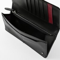 「黒猫 モデル 財布」